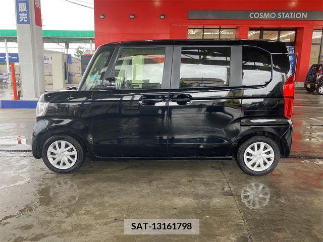 Honda N BOX 2022-06 307426-6