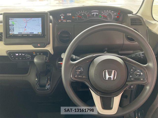 Honda N BOX 2022-06 307426-1