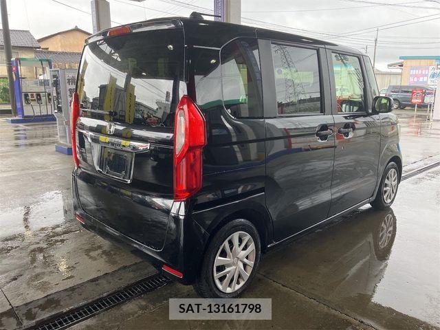 Honda N BOX 2022-06 307426-8