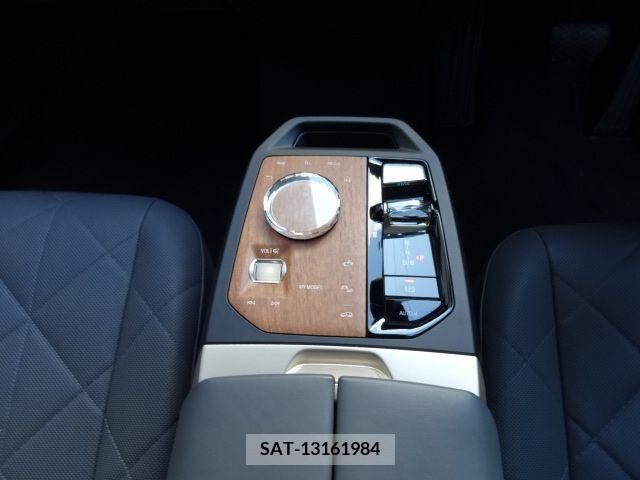 Bmw IX 2022-03 389668-22