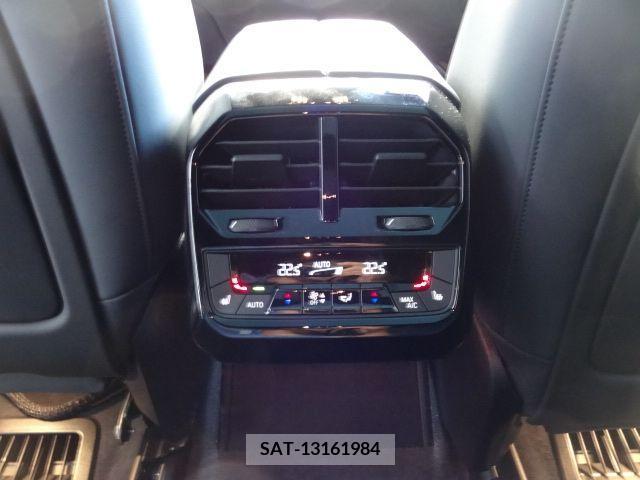 Bmw IX 2022-03 389668-18