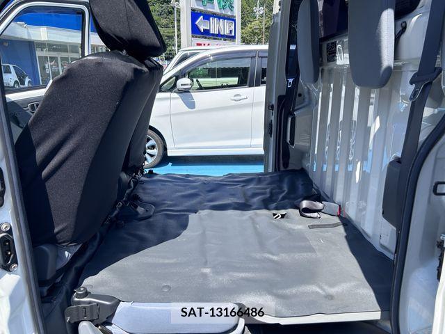 Daihatsu HIJET VAN 2014-07 361338-19