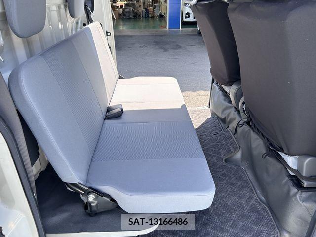 Daihatsu HIJET VAN 2014-07 361338-17
