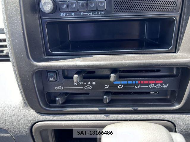 Daihatsu HIJET VAN 2014-07 361338-13