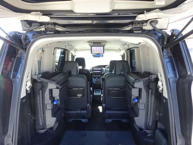 Nissan SERENA 2020-12 183934-8