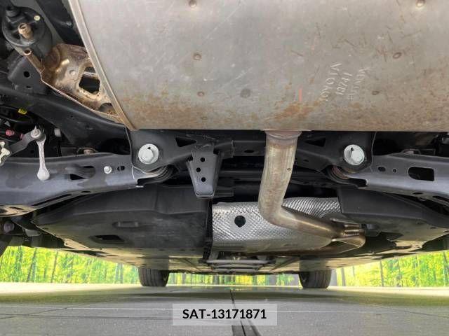 Toyota PRIUS 2019-09 366511-19