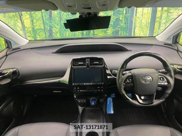 Toyota PRIUS 2019-09 366511-1