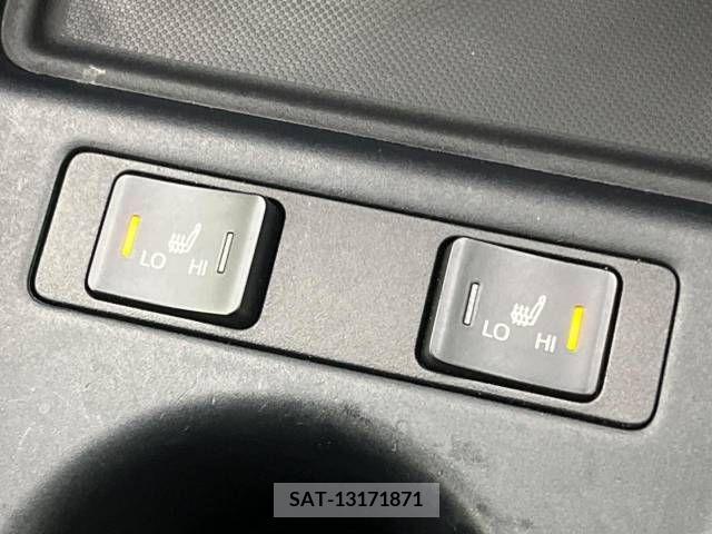 Toyota PRIUS 2019-09 366511-7