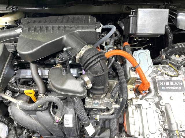 Nissan NOTE 2022-04 27117-18