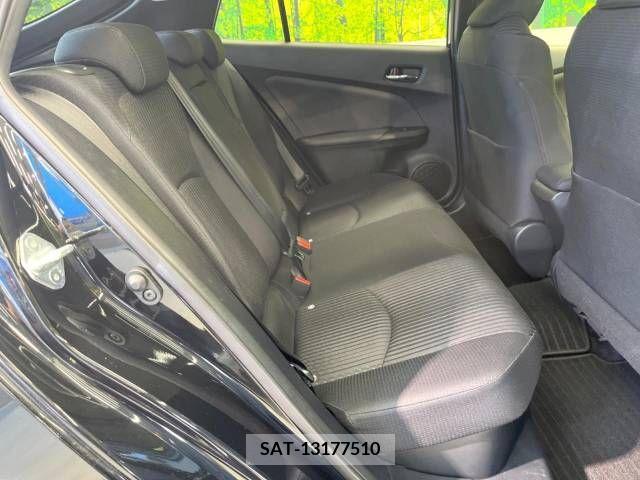 Toyota PRIUS 2017-11 366448-9