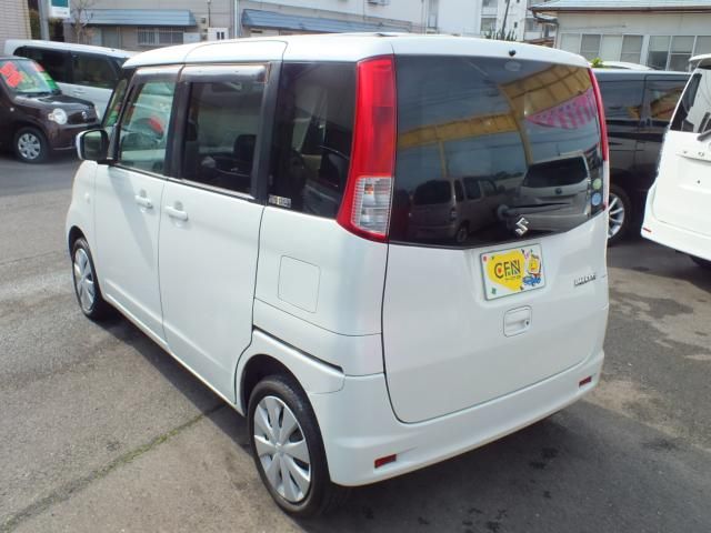 Suzuki PALETTE 2012-01 2250-16