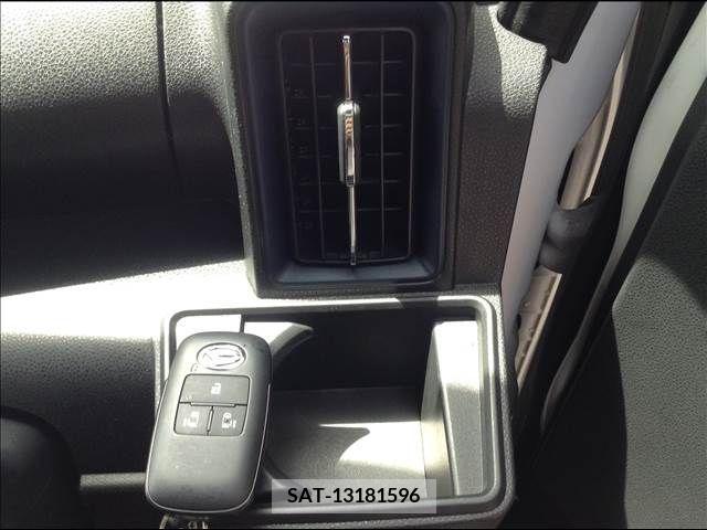 Daihatsu TANTO 2022-10 287167-26