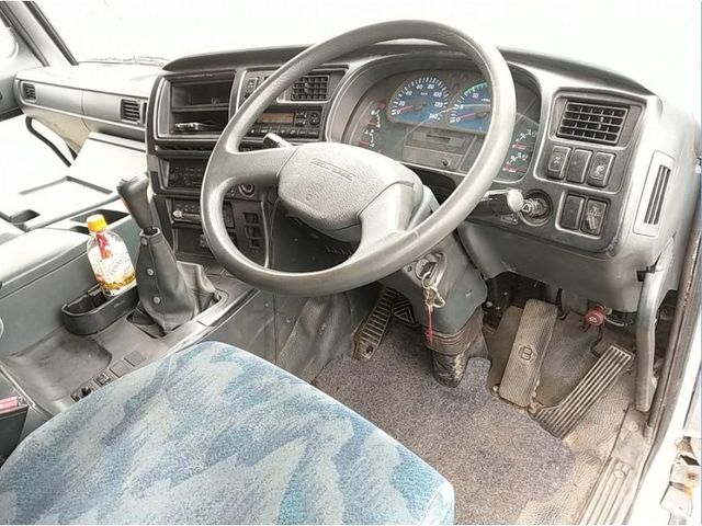 Nissan BIG THUMB 2000-11 7902-3
