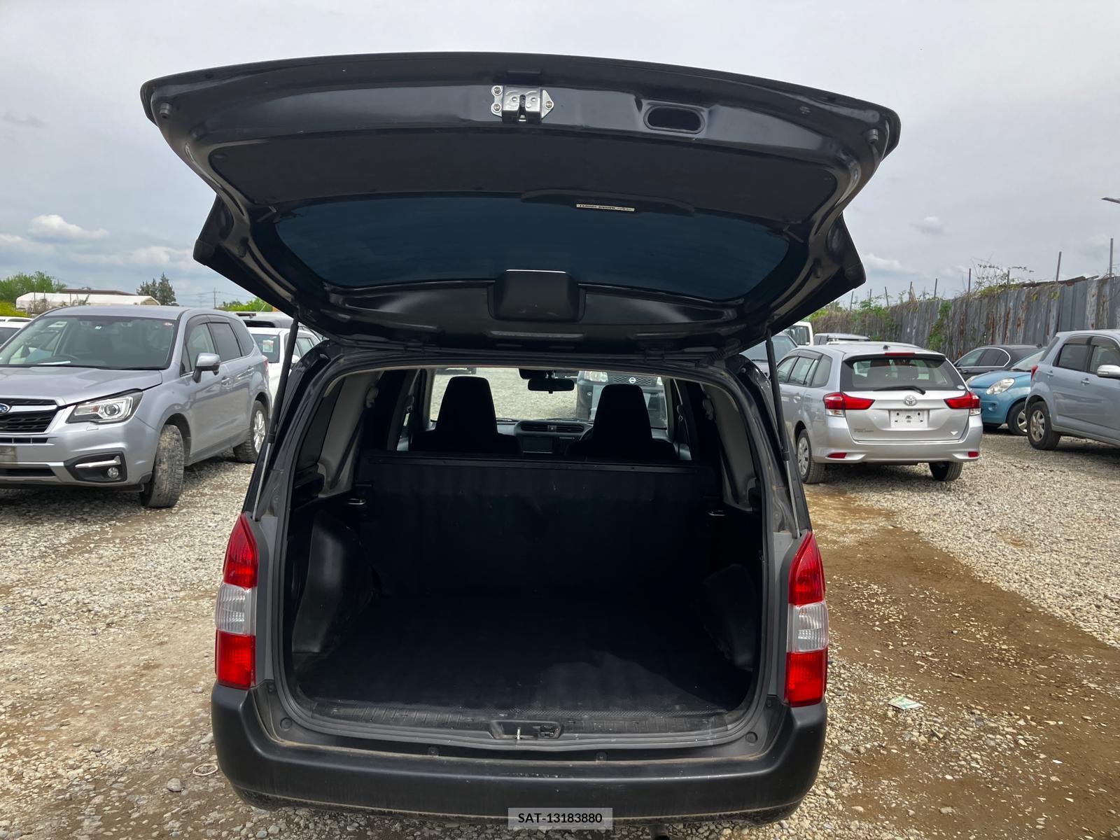 Toyota SUCCEED VAN 2018-12 258300-17