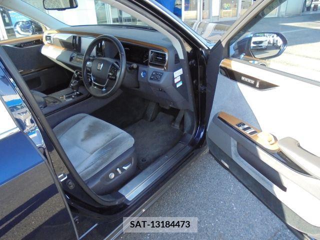 Toyota CENTURY 2018-07 263962-1