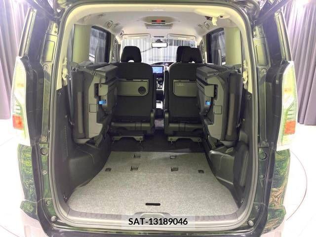 Nissan SERENA 2019-02 217279-11