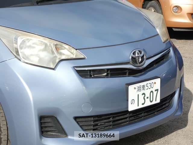 Toyota RACTIS 2011-03 255752-14