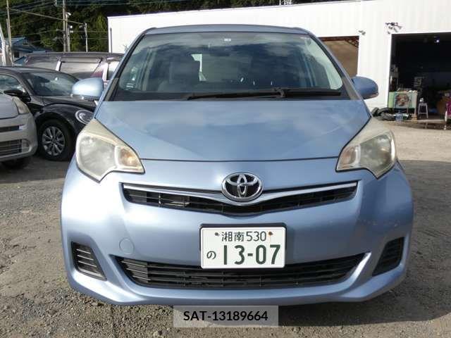Toyota RACTIS 2011-03 255752-19