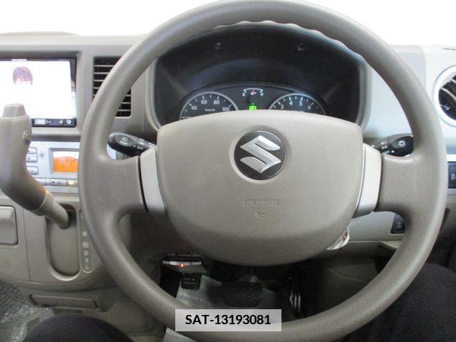 Suzuki EVERY WAGON 2010-12 377780-9