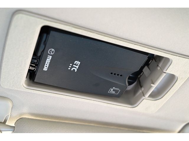 Mazda ATENZA 2018-07 17619-21