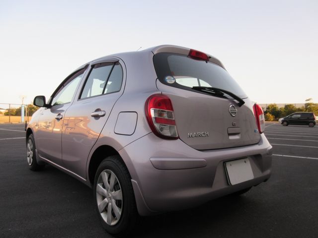 Nissan MARCH 2012-03 1015-2