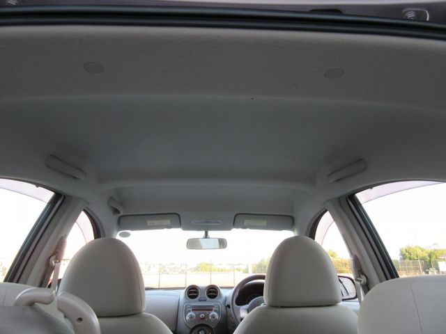 Nissan MARCH 2012-03 1015-28