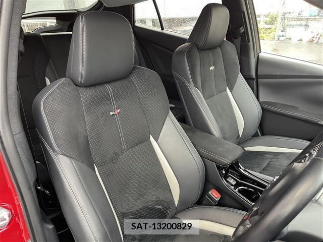 Toyota PRIUS PHV 2018-07 282566-16