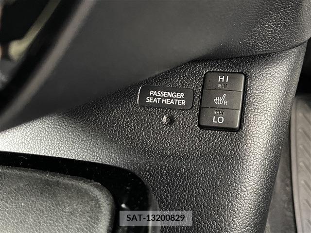 Toyota PRIUS PHV 2018-07 282566-11