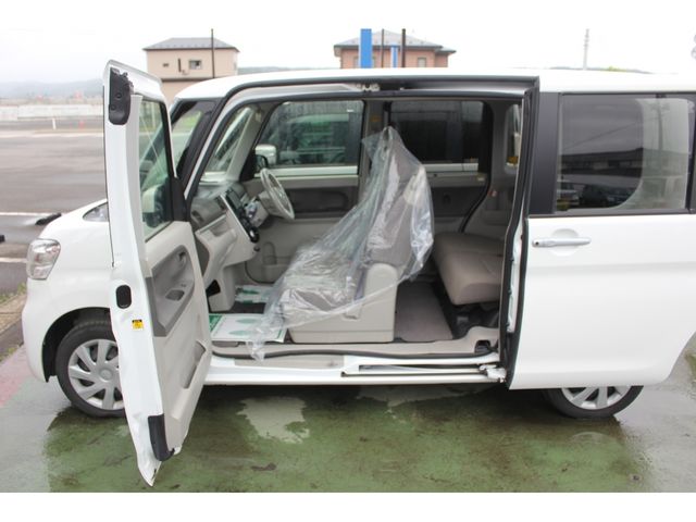 Daihatsu TANTO 2017-05 2989-3