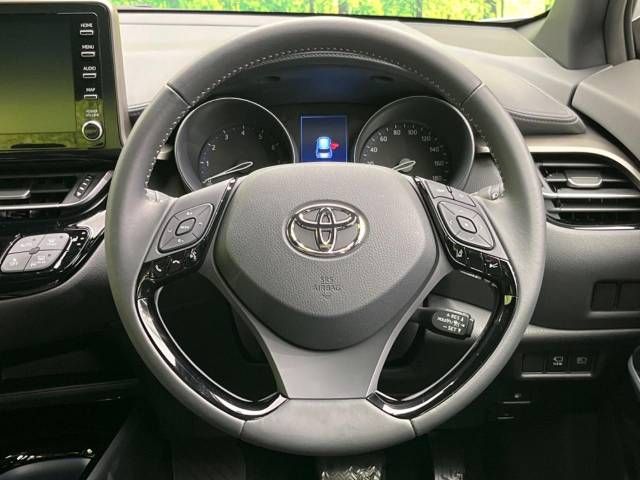 Toyota C-HR 2023-06 190410-11