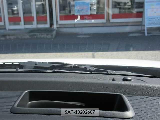Suzuki SPACIA 2023-09 202915-4
