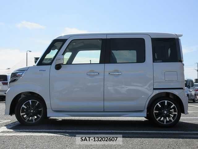 Suzuki SPACIA 2023-09 202915-18