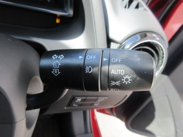 Mazda DEMIO 2015-01 3030-13