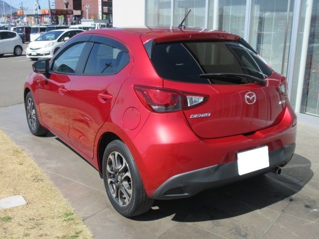 Mazda DEMIO 2015-01 3030-3
