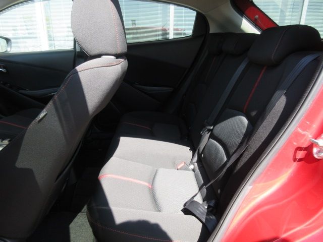 Mazda DEMIO 2015-01 3030-5