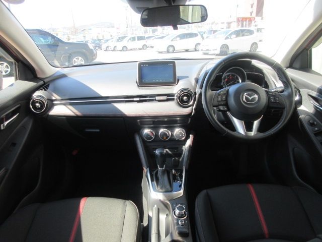 Mazda DEMIO 2015-01 3030-6