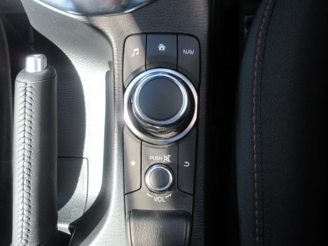 Mazda DEMIO 2015-01 3030-22