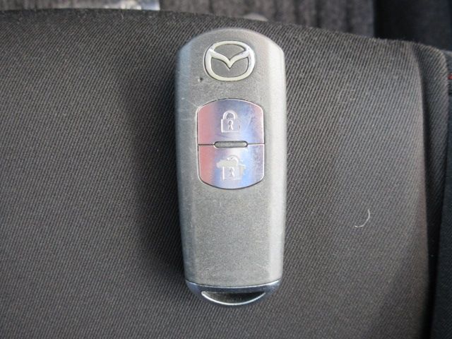 Mazda DEMIO 2015-01 3030-23