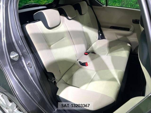 Toyota AQUA 2013-07 292138-9