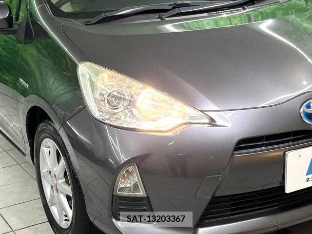 Toyota AQUA 2013-07 292138-12