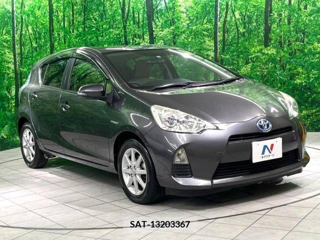 Toyota AQUA 2013-07 292138-16