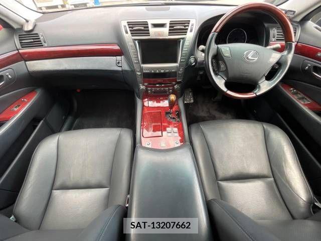 Lexus LS 2007-04 275458-1
