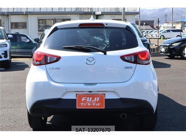 Mazda DEMIO 2019-03 210976-29