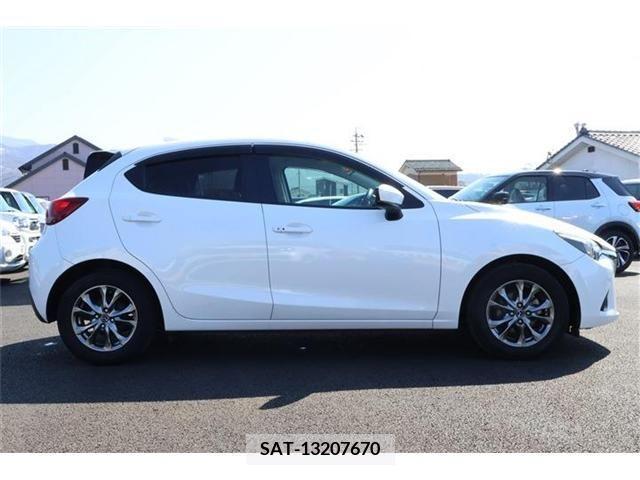 Mazda DEMIO 2019-03 210976-28