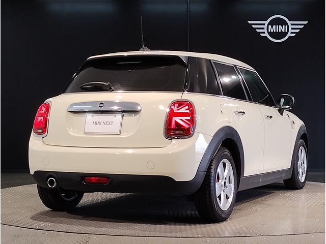 Bmw MINI 2019-03 24593-2