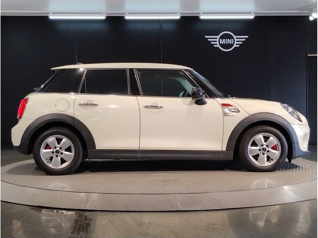 Bmw MINI 2019-03 24593-7