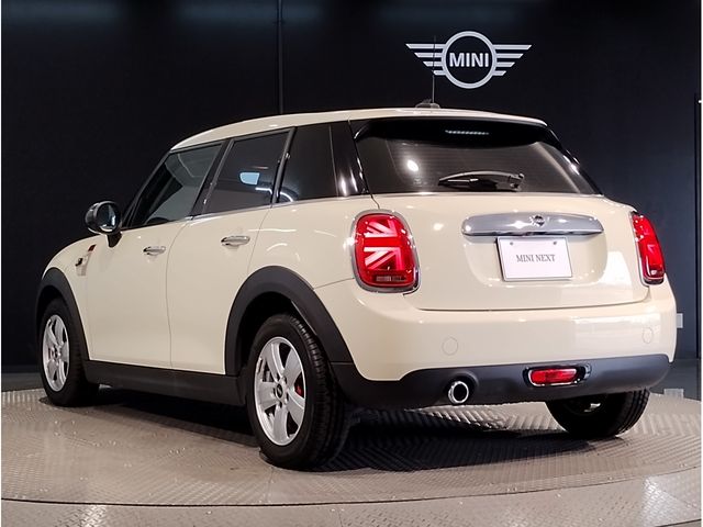 Bmw MINI 2019-03 24593-6
