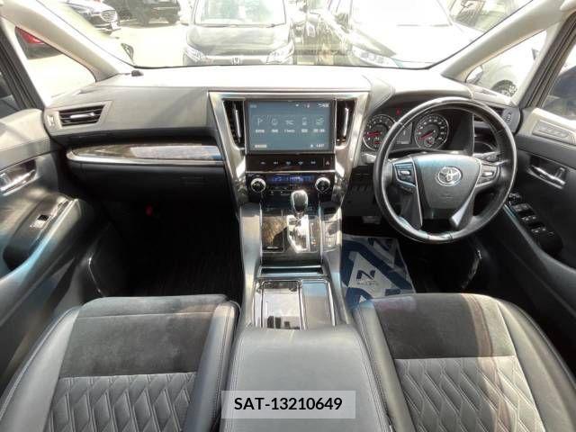Toyota ALPHARD 2017-09 293095-1