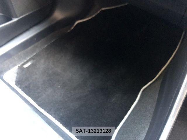 Toyota PRIUS ALPHA 2017-08 212888-15