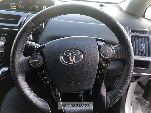 Toyota PRIUS ALPHA 2017-08 212888-4